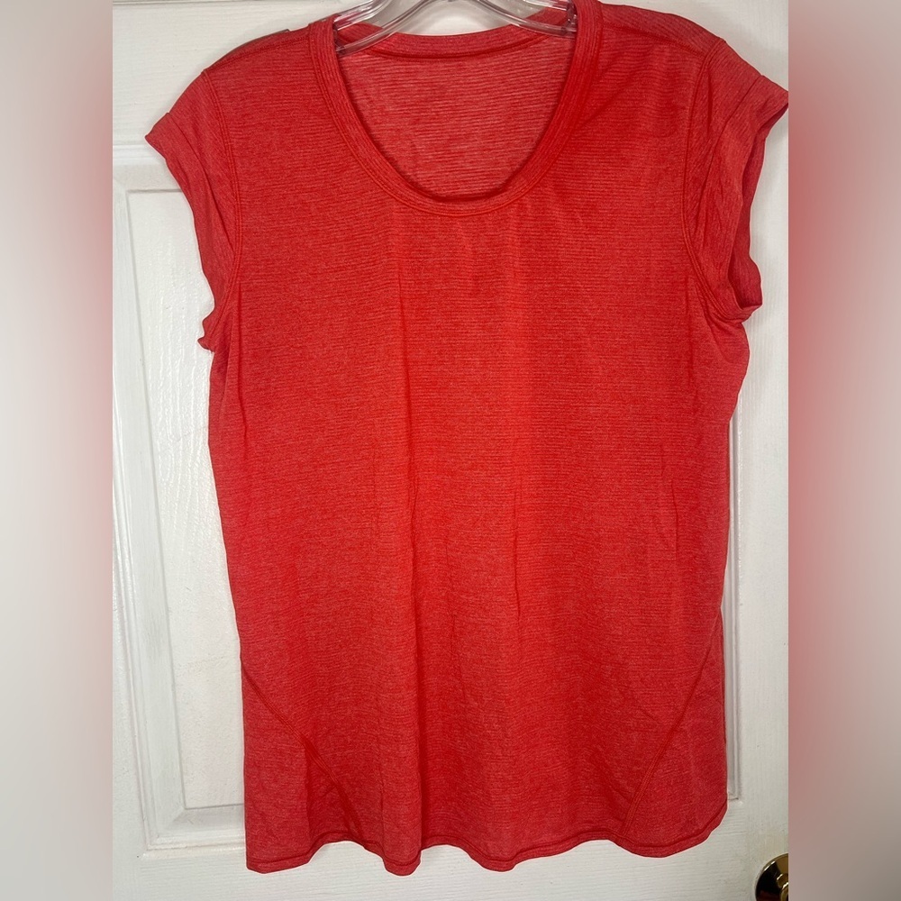 Lululemon Yoga Workout T-Shirt Burnt Orange Red Medium Lightweight Breathable